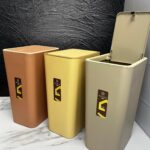 Caneca Rectangular Fina Con Tapa Automatica De Click 22X16X335Cm