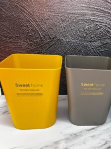 Canecas Moderna Cuadrada Mediana 19X19X235Cm