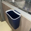 Caneca Grande Rectangular 4 Colores Para Piso O Con Accesorio Para Puerta  26X27X17Cm