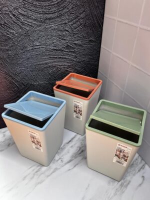 Caneca Tapa Giratoria Cuadrada Mediana 22X22X31Cm