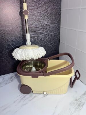 Trapero con balde escurridor