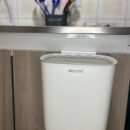 Caneca Elegante Con Soporte Para Puerta Blanca Con Gris 26X15X30Cm