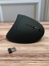 Mouse Ergonómico inalámbrico de batería AA