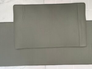 Set de 2 tapetes acolchados de PVC: Duraderos, antideslizantes y fáciles de limpiar. Perfectos para la cocina o cualquier espacio.