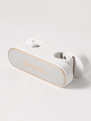 Organizador De Escobas Con Chupa Ultra Pegado Blanco Con Dorado 145X45X7Cm