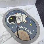 TPN014 Tapete antideslizante neopreno ovalado diferentes estampados.