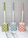 Cepillo o churrusco Para Baño Plastico 3 Colores